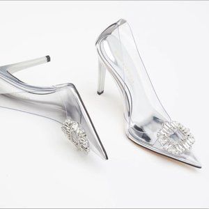 Good American Cinderella Pumps